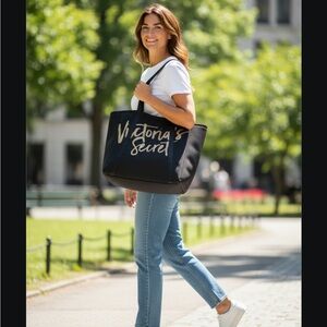 Victoria Secret beach bag cooler bag color black /gold